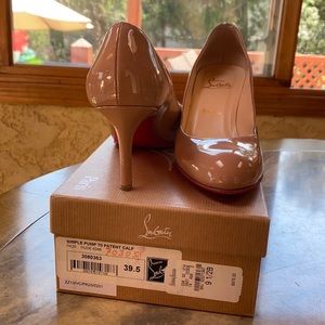 AUTHENTIC Christian Louboutin Simple Pump 70